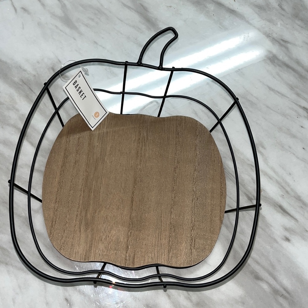 Target bullseye pumpkin basket
